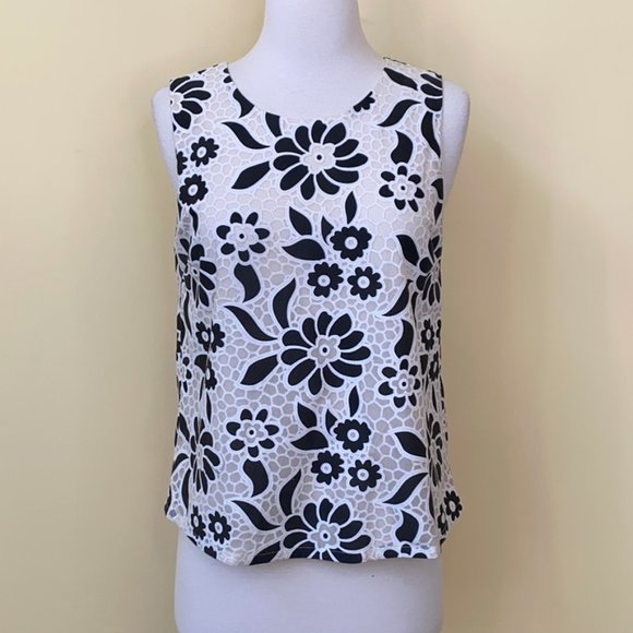 MM Couture Back Button Up Lace Floral Top - Picture 1 of 8